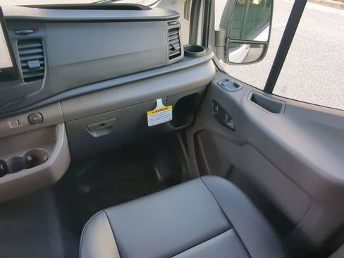 New 2026 Ford Transit 250 XL image 14