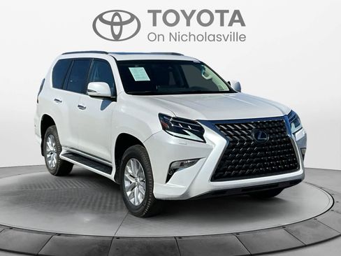Used 2023 Lexus GX 460 Premium w/ Premium Package image 8