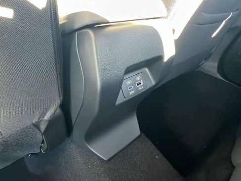 New 2025 Subaru Crosstrek 2.0i Premium image 17