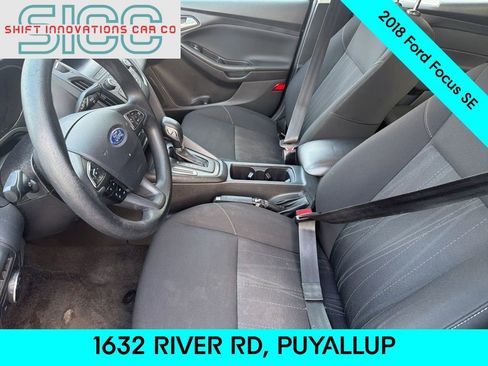 Used 2018 Ford Focus SE image 6