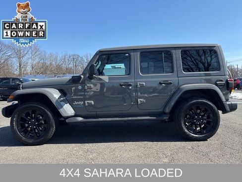 Used 2022 Jeep Wrangler Unlimited Sahara w/ Cold Weather Group image 23