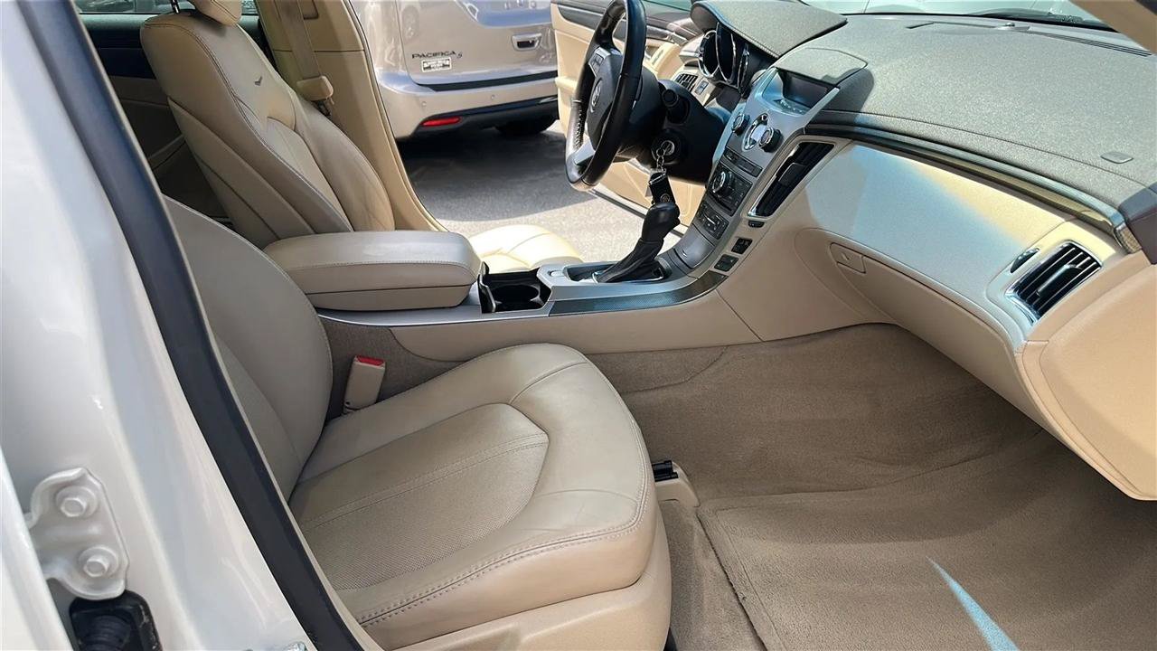 Used 2013 Cadillac CTS Luxury RWD image 33