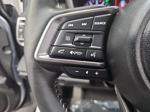 Used 2025 Subaru Outback Touring AWD/4WD image 17