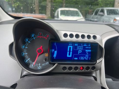 Used 2014 Chevrolet Sonic LT w/ Fun and Sun Package image 26