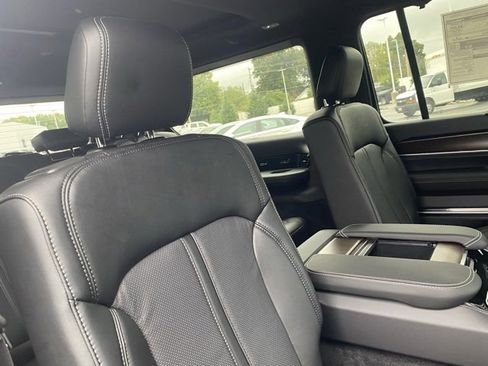 New 2024 Jeep Grand Wagoneer Series I w/ HD Trailer Tow Package image 32