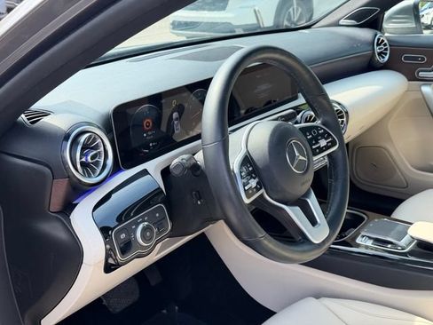 Used 2020 Mercedes-Benz A 220 4MATIC image 13