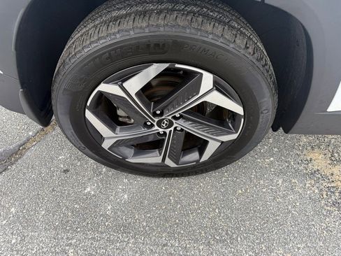 Used 2024 Hyundai Tucson Limited image 11