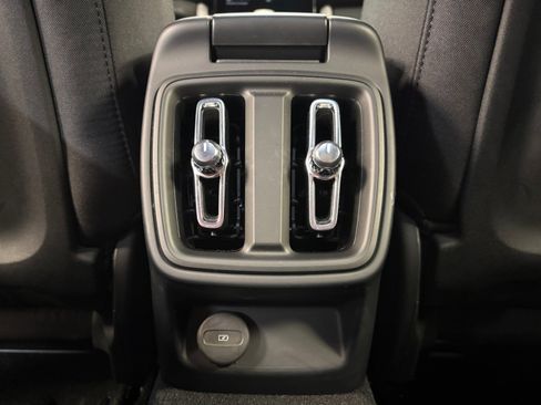 Used 2024 Polestar Polestar 2 AWD/4WD image 37