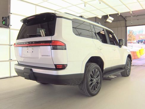 Used 2024 Lexus GX 550 w/ Cold Area Package image 2