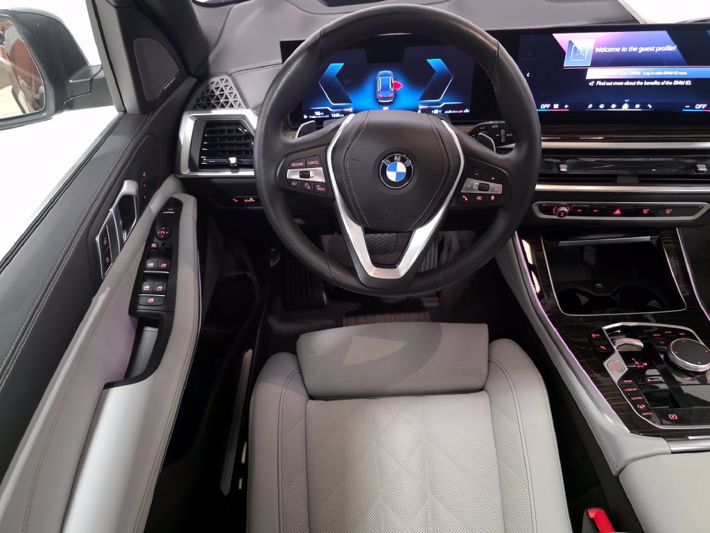 Used 2024 BMW X5 xDrive40i w/ Premium Package AWD/4WD image 20