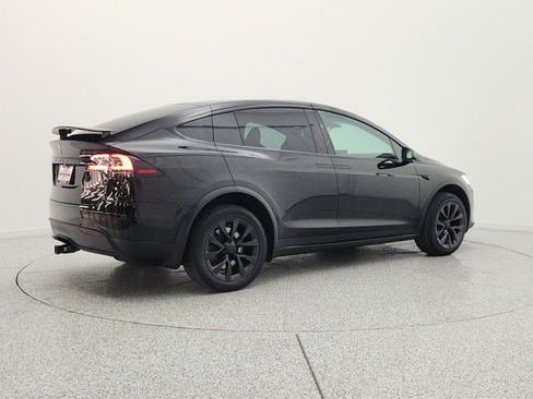 Used 2023 Tesla Model X AWD/4WD image 5