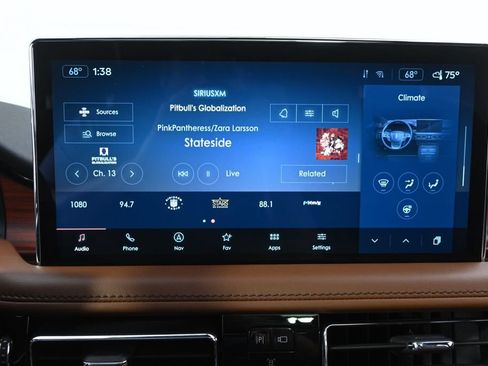 Used 2023 Lincoln Nautilus Reserve w/ Equipment Group 201A AWD/4WD image 28