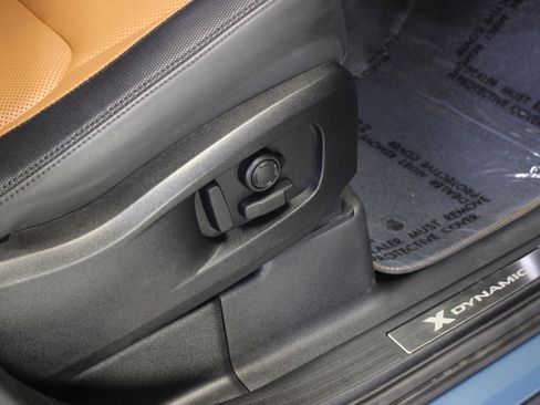 Used 2023 Land Rover Defender 110 X-Dynamic SE image 44