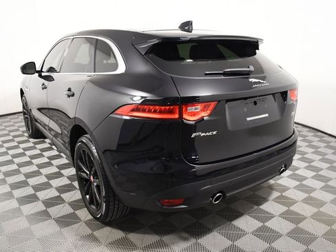 Used 2020 Jaguar F-PACE Prestige image 4