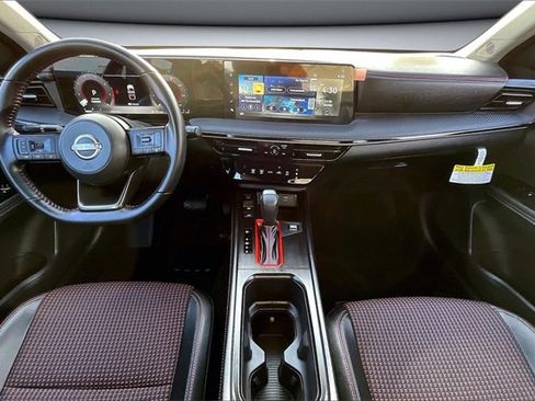 Certified 2025 Nissan Kicks SR image 7