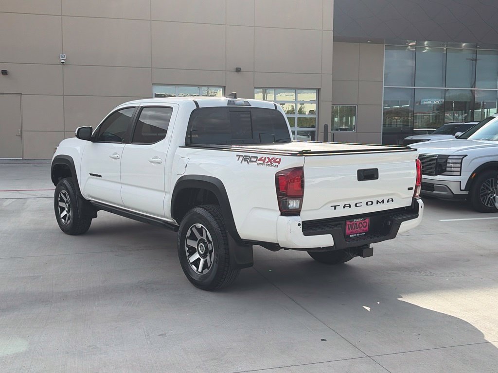 Used 2021 Toyota Tacoma TRD Off-Road w/ Technology Package AWD/4WD image 7