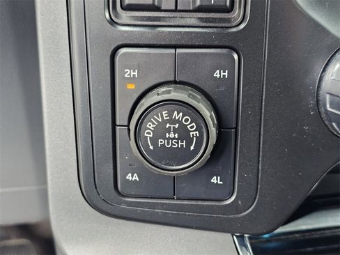 Used 2021 Ford F150 Lariat w/ Equipment Group 502A High image 26