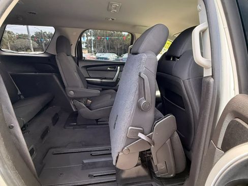 Used 2012 GMC Acadia SLE FWD image 28
