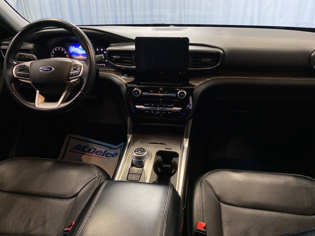 Used 2021 Ford Explorer Limited AWD/4WD image 39