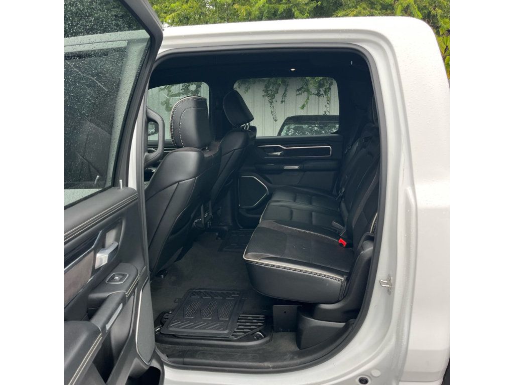 Used 2024 RAM 1500 Laramie AWD/4WD image 11