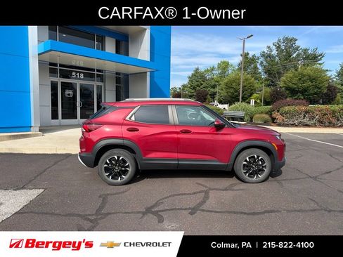 Used 2021 Chevrolet TrailBlazer LT w/ Driver Confidence Package FWD image 3