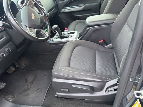 Used 2016 Chevrolet Colorado LT w/ LT Convenience Package image 6