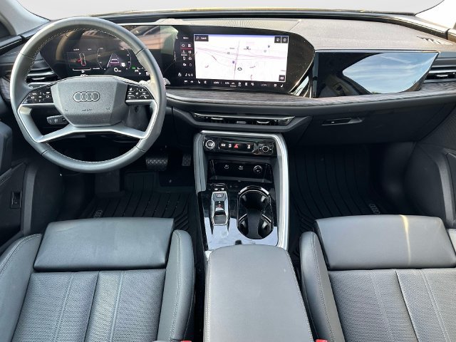 Certified 2025 Audi Q5 Premium AWD/4WD image 16