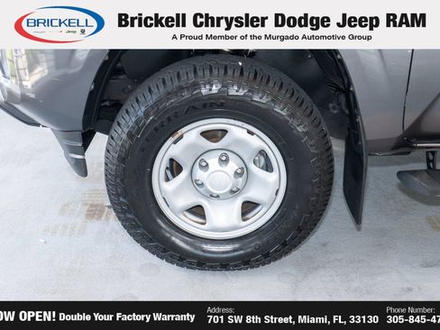 Used 2020 Toyota Tacoma SR w/ SR Convenience Package RWD image 33
