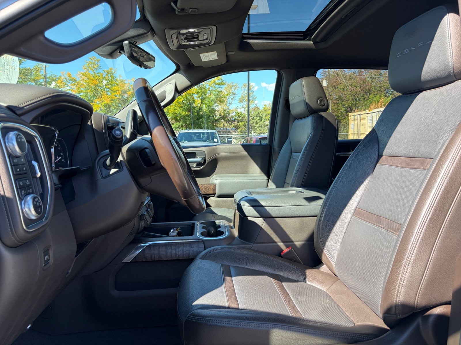 Used 2020 GMC Sierra 1500 Denali w/ Denali Ultimate Package AWD/4WD image 15