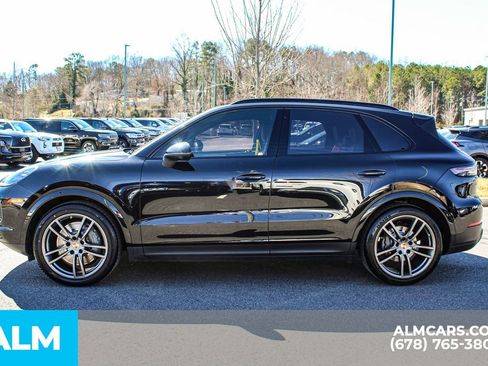 Used 2023 Porsche Cayenne S Platinum w/ Premium Package Plus image 6