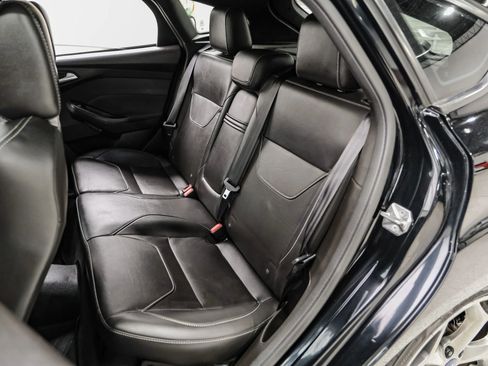 Used 2016 Ford Focus ST w/ Equipment Group 402A image 21