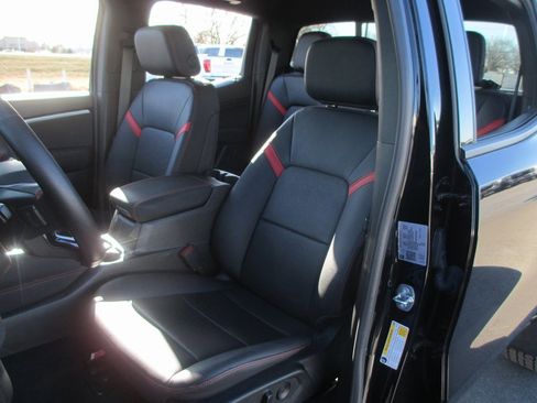 Certified 2023 Chevrolet Colorado Z71 w/ Z71 Convenience Package 2 image 17