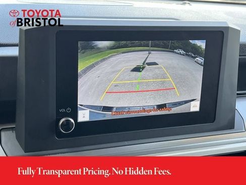 Used 2024 Toyota Tacoma TRD Sport AWD/4WD image 35