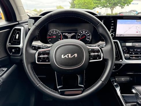 Certified 2022 Kia Sorento SX AWD/4WD image 24