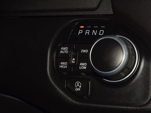 Used 2023 RAM 1500 Big Horn AWD/4WD image 37