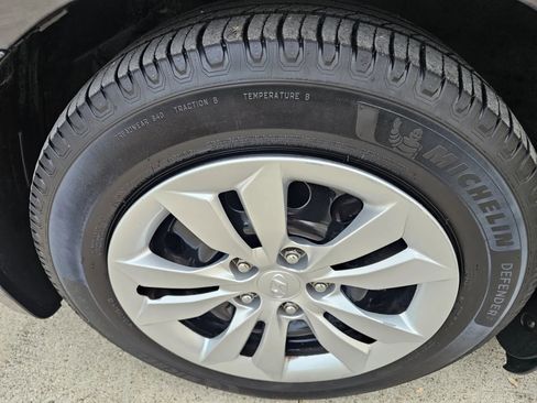 Used 2012 Hyundai Sonata GLS image 21