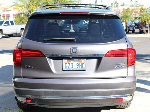Used 2017 Honda Pilot Touring image 8