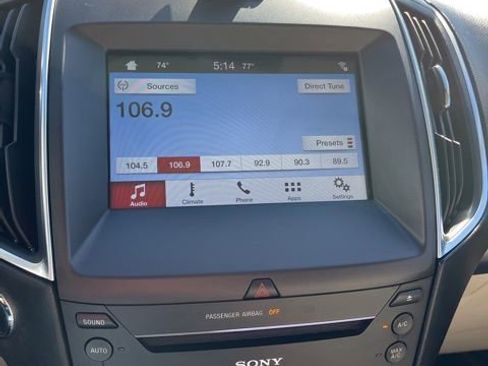 Used 2016 Ford Edge Titanium AWD/4WD image 41