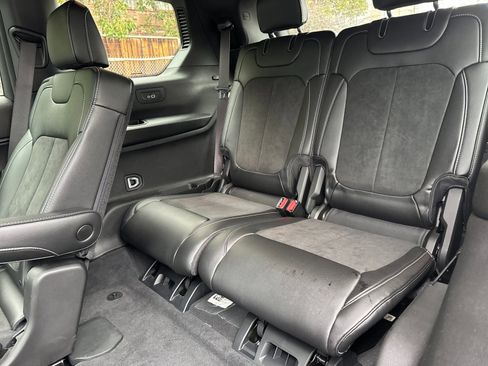 New 2025 Jeep Grand Cherokee L Altitude image 15