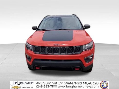 Used 2020 Jeep Compass Trailhawk AWD/4WD image 3