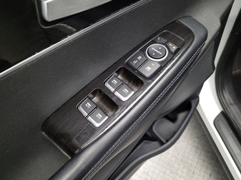 Used 2019 Kia Sorento EX FWD image 27