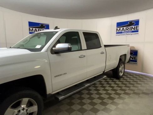 Used 2017 Chevrolet Silverado 2500 W/T AWD/4WD image 6