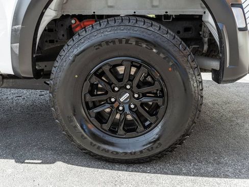 Used 2025 Ford F150 Raptor AWD/4WD image 34