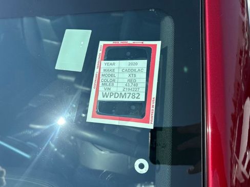 Used 2020 Cadillac XT5 Premium Luxury image 26