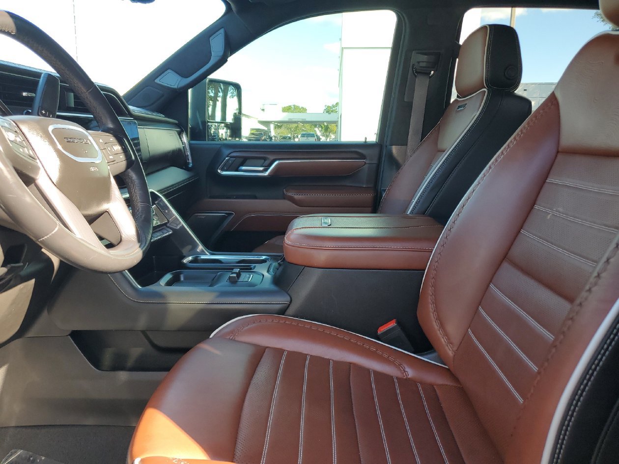 Used 2024 GMC Sierra 2500 Denali Ultimate AWD/4WD image 19