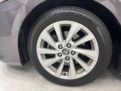 Used 2021 Toyota Camry LE w/ Cold Weather Package AWD/4WD image 18