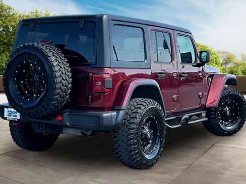 Used 2021 Jeep Wrangler Unlimited Rubicon AWD/4WD image 2