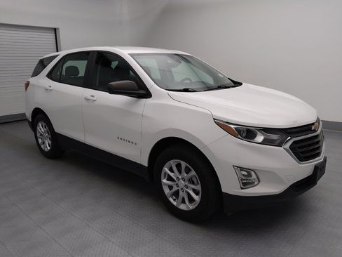 Used 2021 Chevrolet Equinox LS AWD/4WD image 11