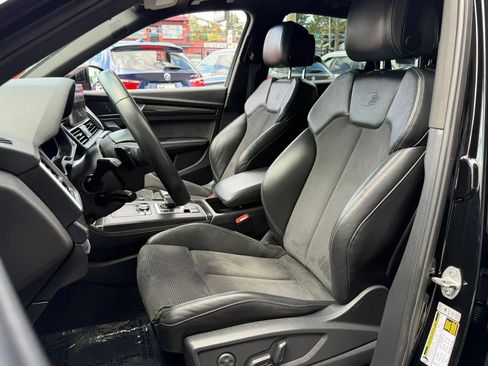 Used 2019 Audi SQ5 Prestige w/ Prestige Package AWD/4WD image 22