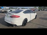 Used 2019 Ford Fusion SE w/ Equipment Group 151A image 3